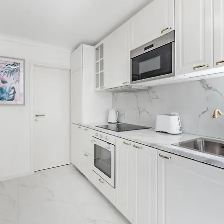 アパート Bon Port 1-bedroom - Lakefront *